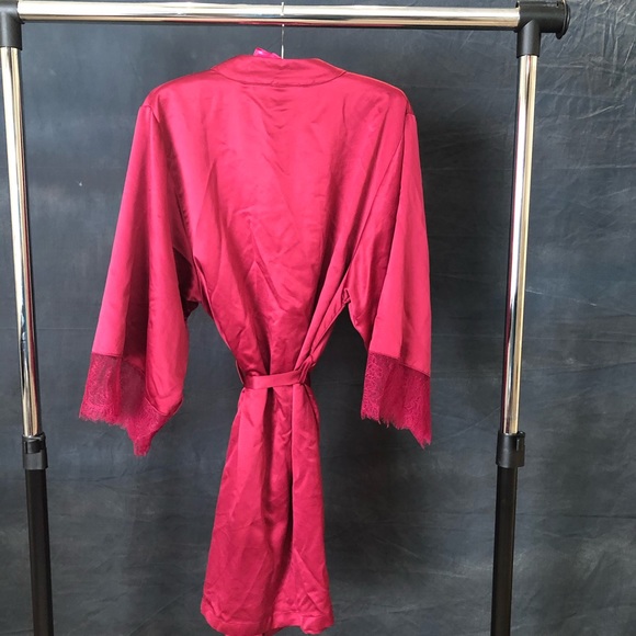 Satin Robe - Picture 2 of 4